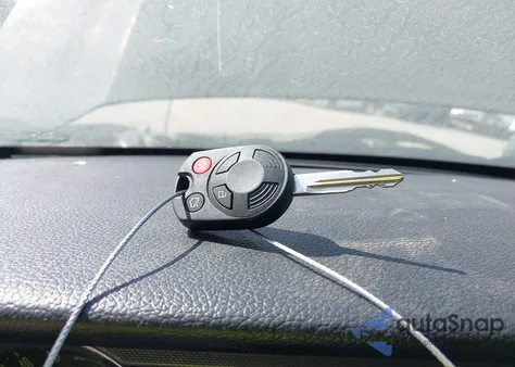 2014 Ford Mustang V6 z USA, uszkodzony, nr VIN 1ZVBP8EM5E5322512